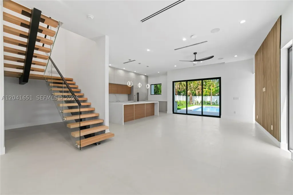 1320 NE 16th Avenue Fort Lauderdale FL 33304