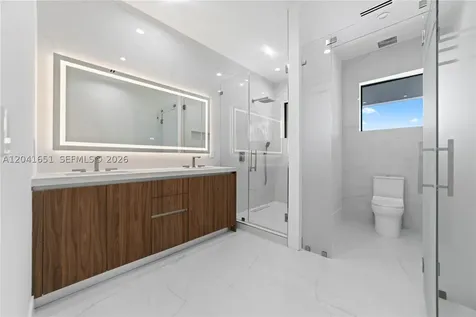 1320 NE 16th Avenue Fort Lauderdale FL 33304