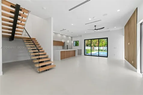 1320 NE 16th Avenue Fort Lauderdale FL 33304