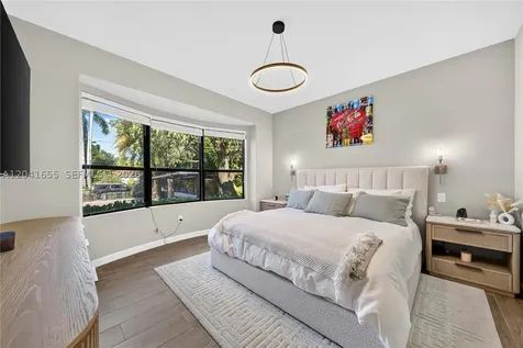 460 W Dilido Drive Miami Beach FL 33139