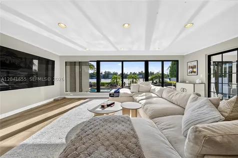 460 W Dilido Drive Miami Beach FL 33139