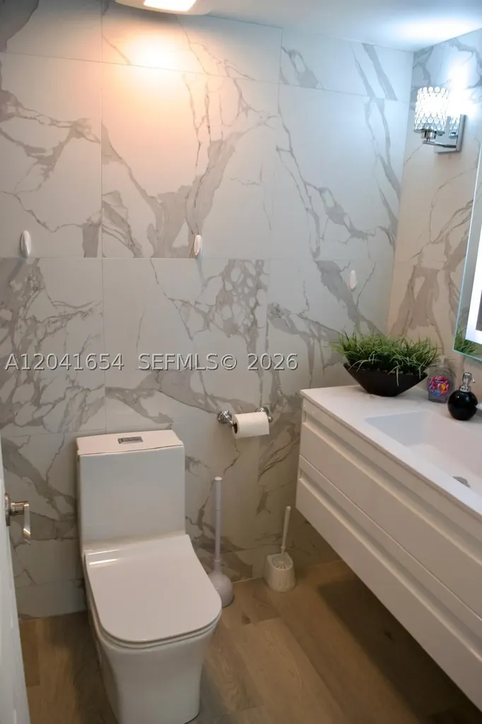 3725 S Ocean Drive Hollywood FL 33019