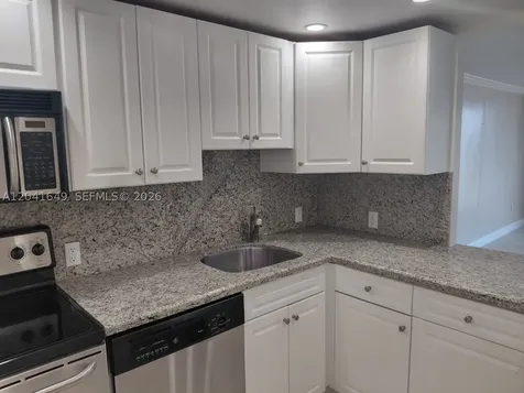 5701 Collins Avenue Miami Beach FL 33140