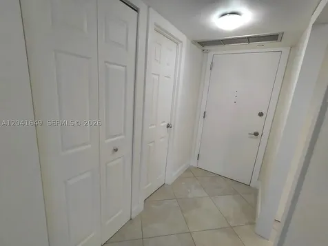 5701 Collins Avenue Miami Beach FL 33140