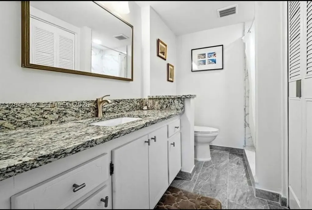 250 NE 20th Street Boca Raton FL 33431