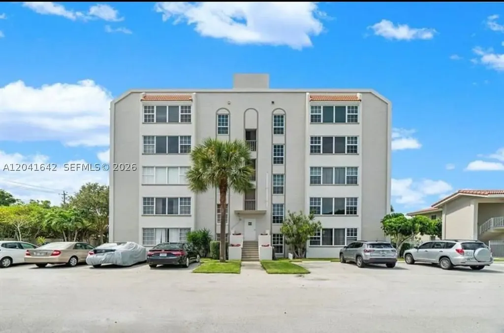 250 NE 20th Street Boca Raton FL 33431