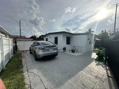 6060 NW 7th Street Miami FL 33126