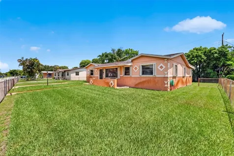 2915 NW 206th Street Miami Gardens FL 33056