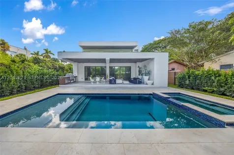 241 NW 46th Street Miami FL 33127