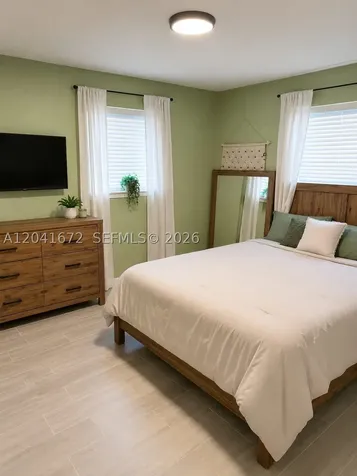 1049 Wyoming Avenue Fort Lauderdale FL 33312