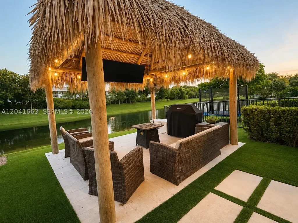 4342 Veleiros Avenue Deerfield Beach FL 33064