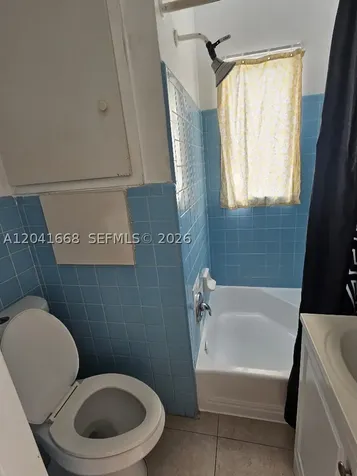 2405-2411 NE 136th Lane North Miami Beach FL 33181