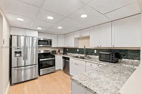 6231 SW 116th Place Miami FL 33173