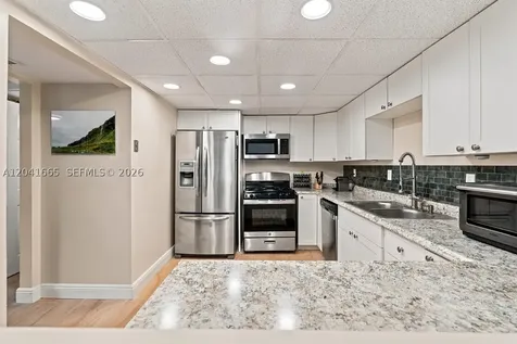 6231 SW 116th Place Miami FL 33173