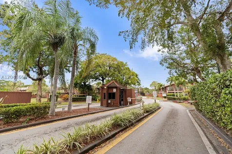 6231 SW 116th Place Miami FL 33173