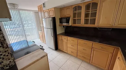 2921 SW 87th Avenue Davie FL 33328