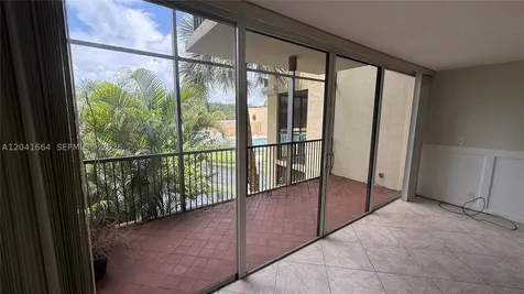 2921 SW 87th Avenue Davie FL 33328