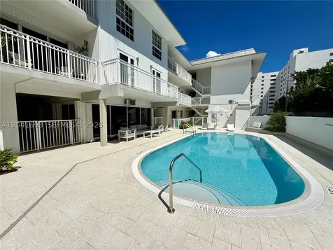 290 Sunrise Drive Key Biscayne FL 33149
