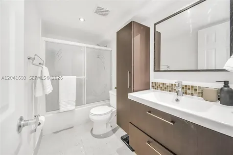 290 Sunrise Drive Key Biscayne FL 33149