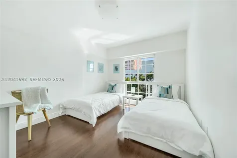290 Sunrise Drive Key Biscayne FL 33149
