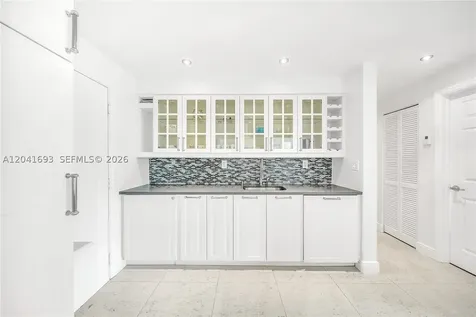 290 Sunrise Drive Key Biscayne FL 33149