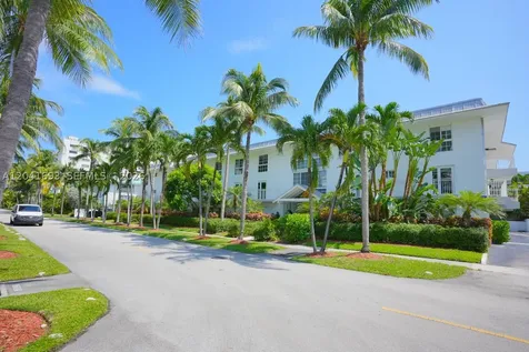 290 Sunrise Drive Key Biscayne FL 33149