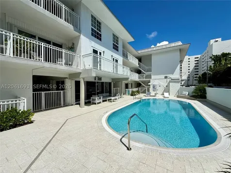 290 Sunrise Drive Key Biscayne FL 33149
