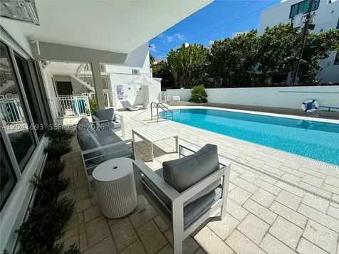 290 Sunrise Drive Key Biscayne FL 33149