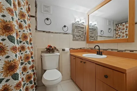 4801 NW 7th Street Miami FL 33126