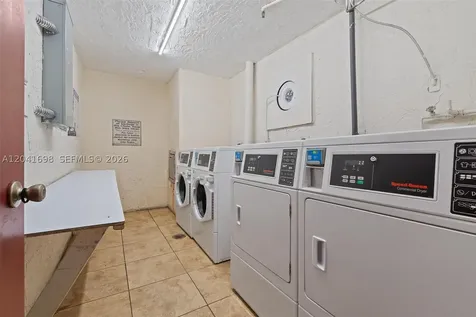 4801 NW 7th Street Miami FL 33126