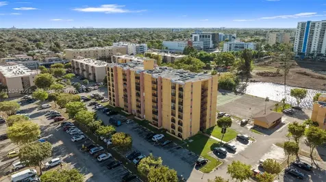 4801 NW 7th Street Miami FL 33126
