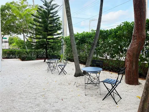 717 SW 11th Avenue Miami FL 33130