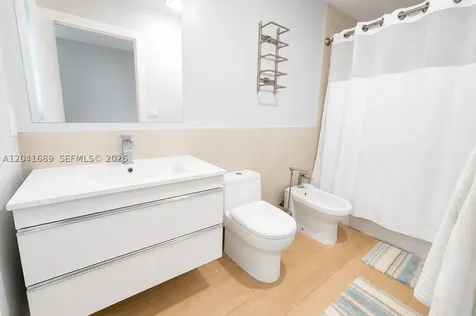 619 Meridian Avenue Miami Beach FL 33139