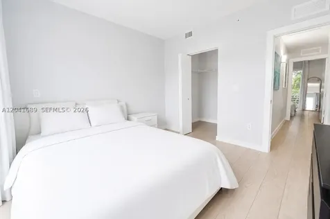 619 Meridian Avenue Miami Beach FL 33139
