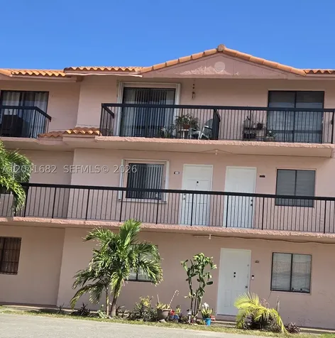 2174 W 60th Street Hialeah FL 33016