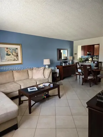 2174 W 60th Street Hialeah FL 33016