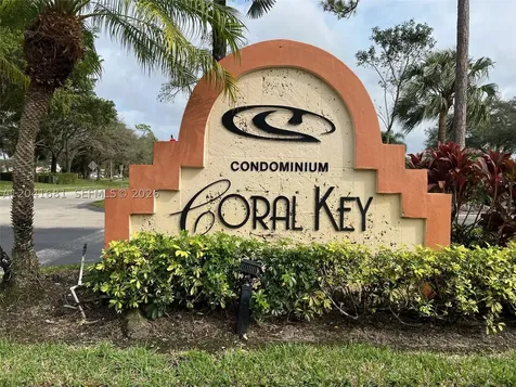 3330 Pinewalk Drive N Margate FL 33063