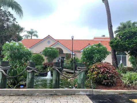 3330 Pinewalk Drive N Margate FL 33063