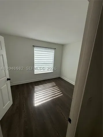 5199 NW 7th Street Miami FL 33126