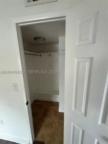 5199 NW 7th Street Miami FL 33126