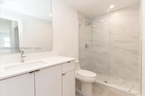 185 SE 14th Terrace Miami FL 33131
