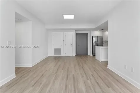 185 SE 14th Terrace Miami FL 33131