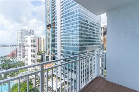 185 SE 14th Terrace Miami FL 33131