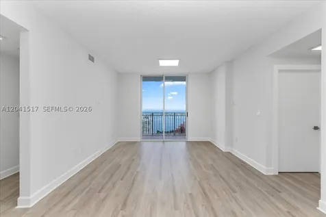 185 SE 14th Terrace Miami FL 33131