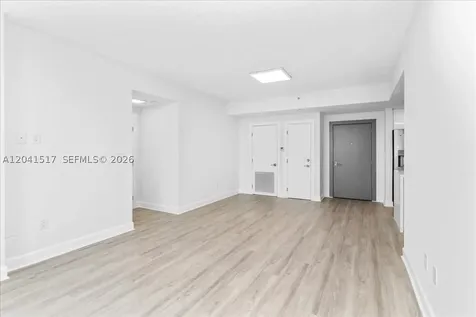 185 SE 14th Terrace Miami FL 33131