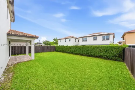 4107 NE 20th Street Homestead FL 33033