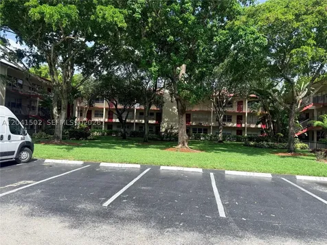 Pembroke Pines FL 33027