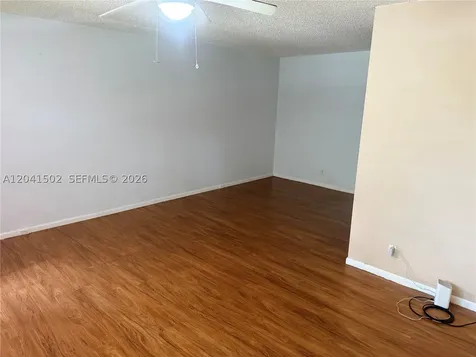 Pembroke Pines FL 33027