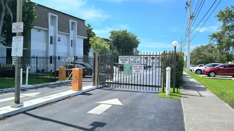 9611 SW 77th Avenue Miami FL 33156