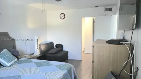 9611 SW 77th Avenue Miami FL 33156
